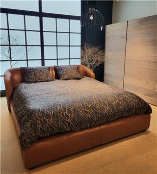 Leren bedframe Shanghai Leren bedframe Shanghai